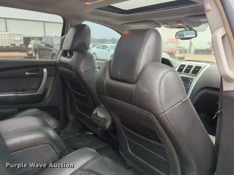 image for item NZ9390 2009 GMC Acadia SUV