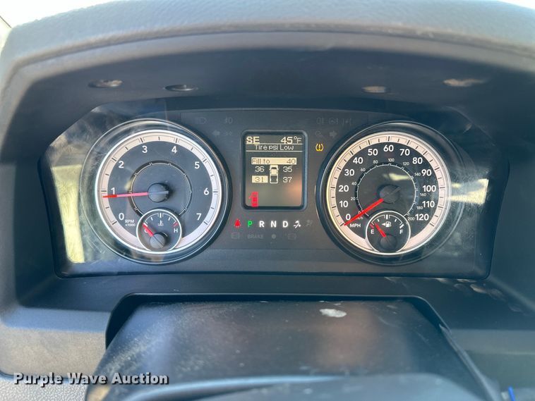 image for item OC9547 2016 Dodge Ram 1500 Crew Cab pickup truck