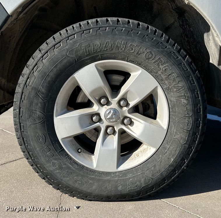 image for item OC9547 2016 Dodge Ram 1500 Crew Cab pickup truck