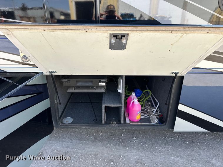 image for item OE9005 2008 Gulf Stream  Tour Master RV