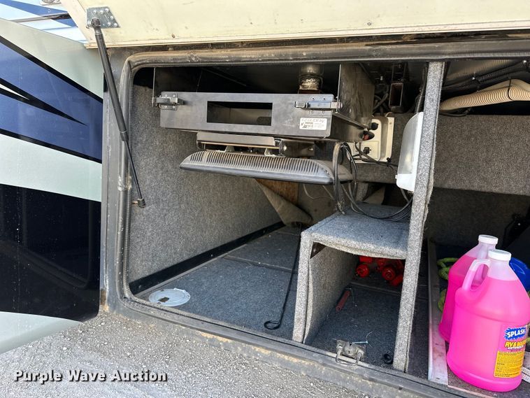 image for item OE9005 2008 Gulf Stream  Tour Master RV