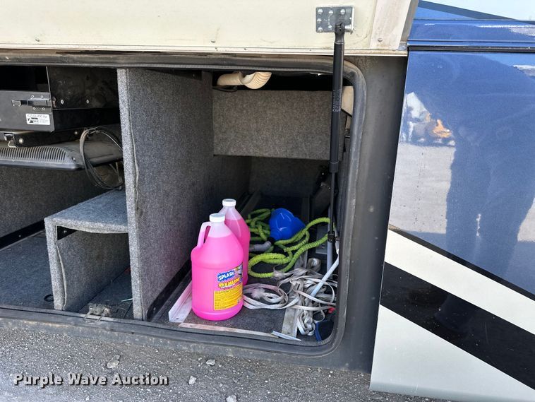 image for item OE9005 2008 Gulf Stream  Tour Master RV