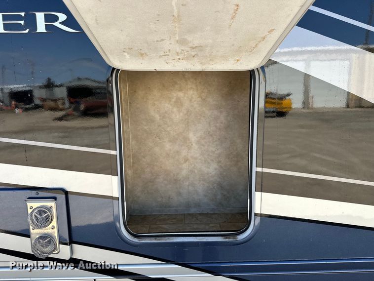 image for item OE9005 2008 Gulf Stream  Tour Master RV