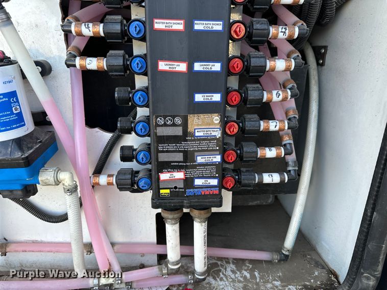 image for item OE9005 2008 Gulf Stream  Tour Master RV