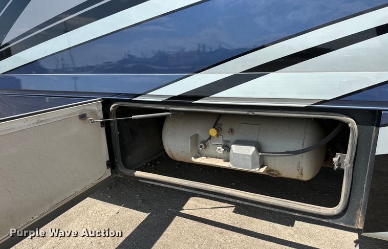 image for item OE9005 2008 Gulf Stream  Tour Master RV