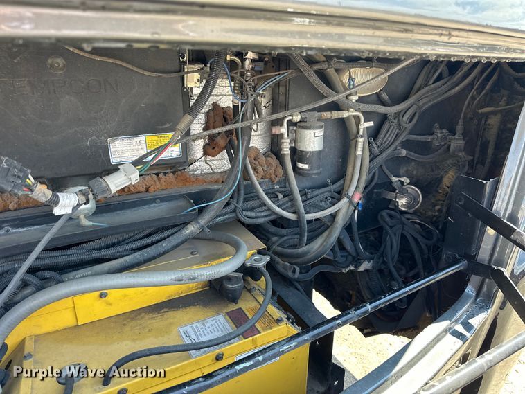 image for item OE9005 2008 Gulf Stream  Tour Master RV