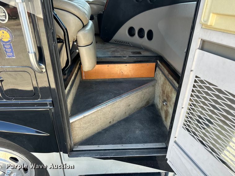 image for item OE9005 2008 Gulf Stream  Tour Master RV