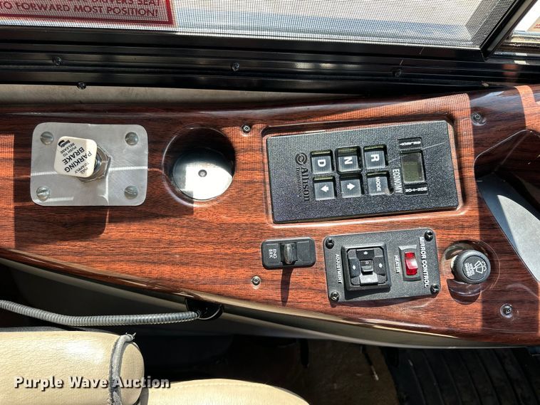 image for item OE9005 2008 Gulf Stream  Tour Master RV