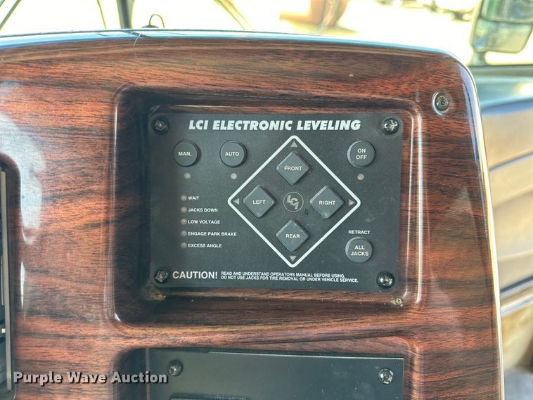 image for item OE9005 2008 Gulf Stream  Tour Master RV