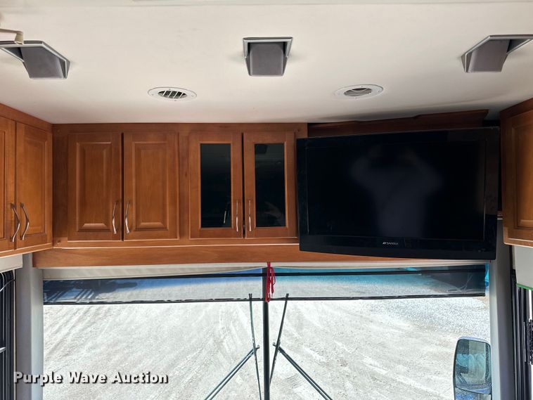 image for item OE9005 2008 Gulf Stream  Tour Master RV