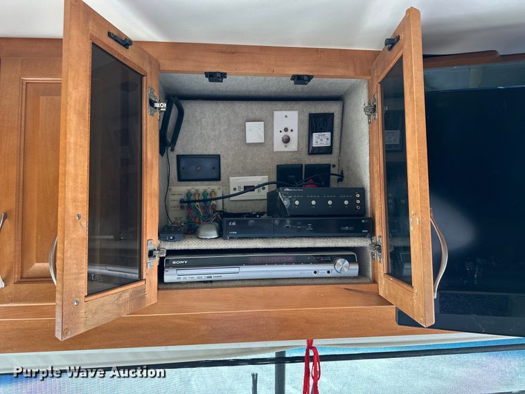 image for item OE9005 2008 Gulf Stream  Tour Master RV