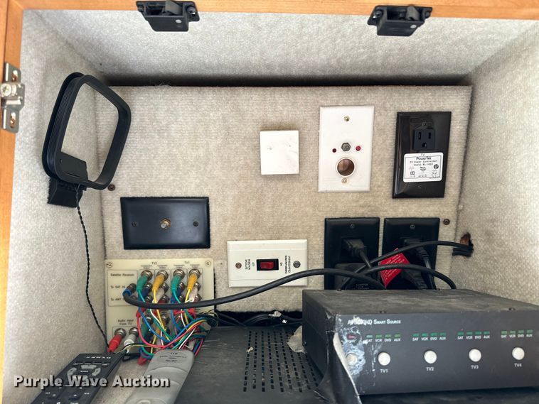 image for item OE9005 2008 Gulf Stream  Tour Master RV