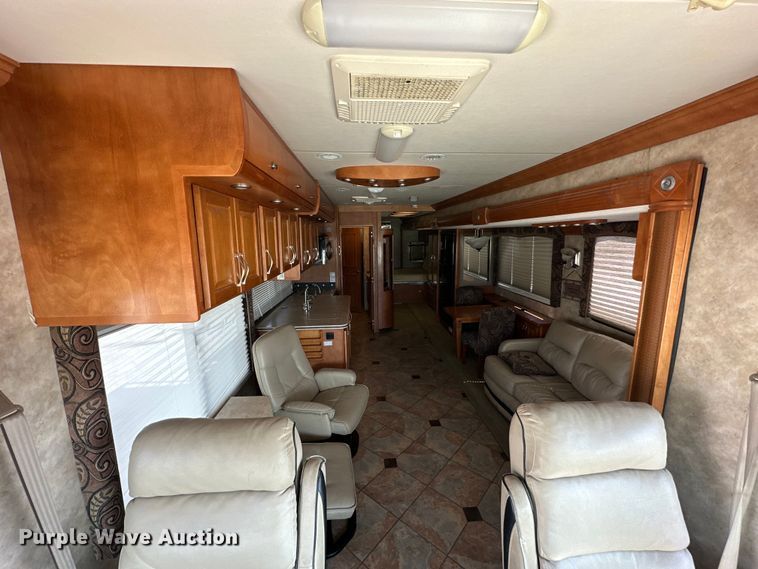image for item OE9005 2008 Gulf Stream  Tour Master RV