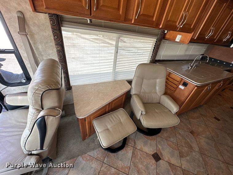 image for item OE9005 2008 Gulf Stream  Tour Master RV