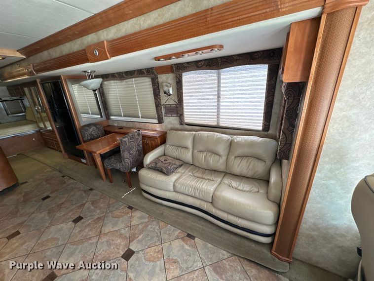 image for item OE9005 2008 Gulf Stream  Tour Master RV