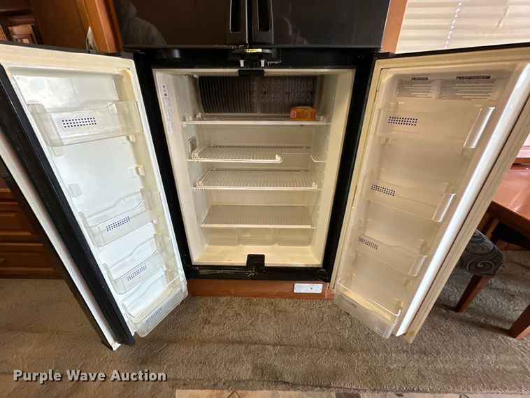 image for item OE9005 2008 Gulf Stream  Tour Master RV