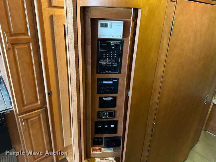 image for item OE9005 2008 Gulf Stream  Tour Master RV