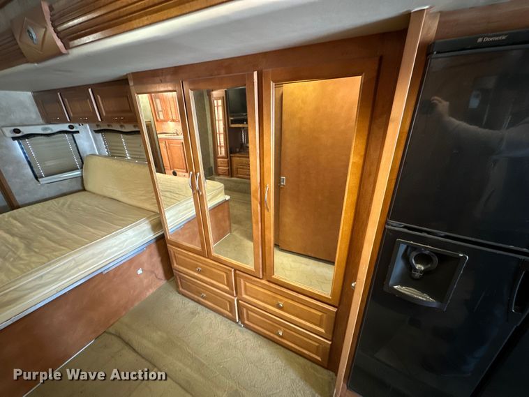 image for item OE9005 2008 Gulf Stream  Tour Master RV