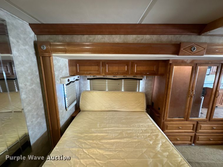 image for item OE9005 2008 Gulf Stream  Tour Master RV