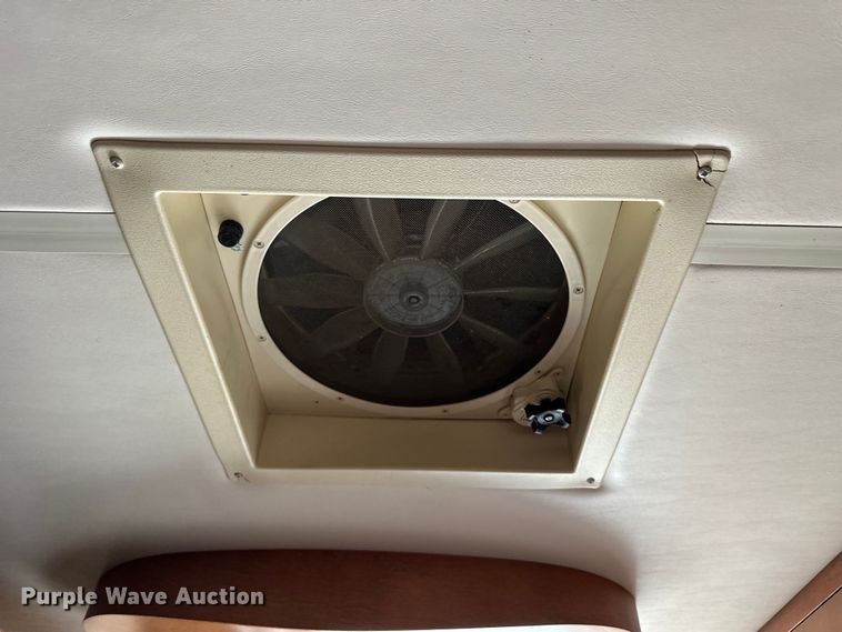 image for item OE9005 2008 Gulf Stream  Tour Master RV