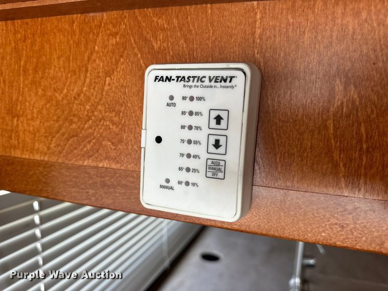 image for item OE9005 2008 Gulf Stream  Tour Master RV