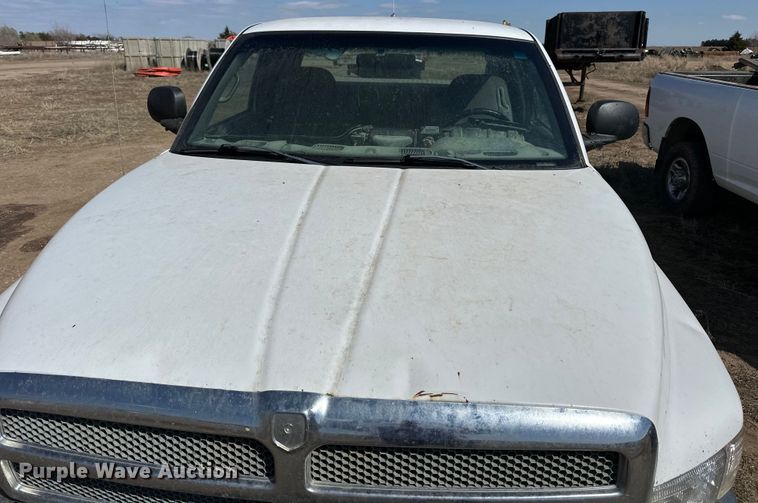 image for item OE9010 2001 Dodge  Ram 1500 Quad Cab pickup truck