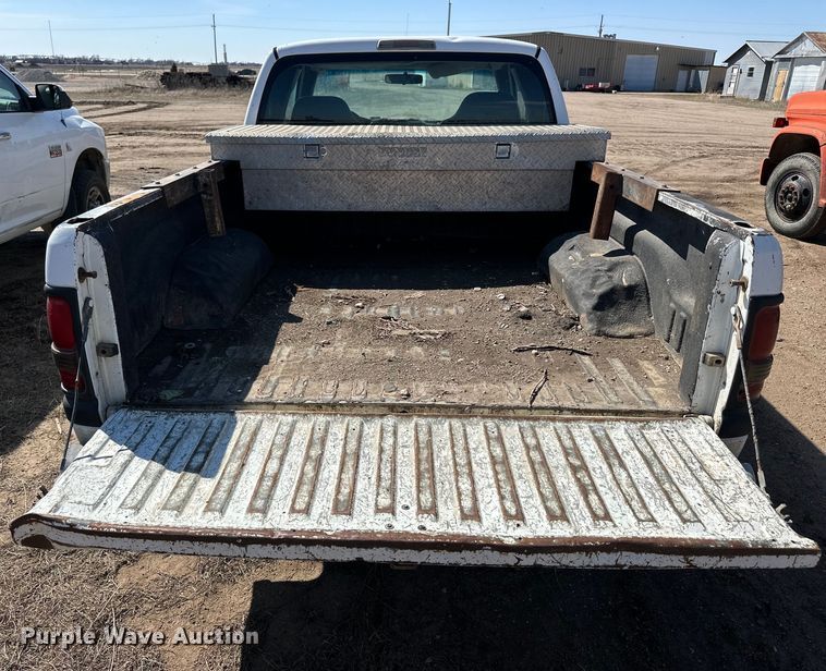 image for item OE9010 2001 Dodge  Ram 1500 Quad Cab pickup truck