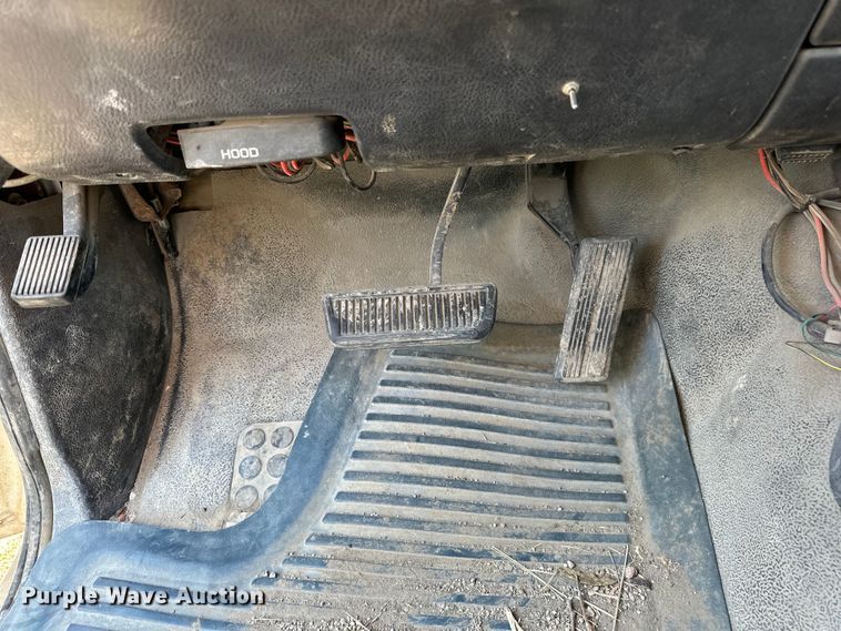 image for item OE9010 2001 Dodge  Ram 1500 Quad Cab pickup truck