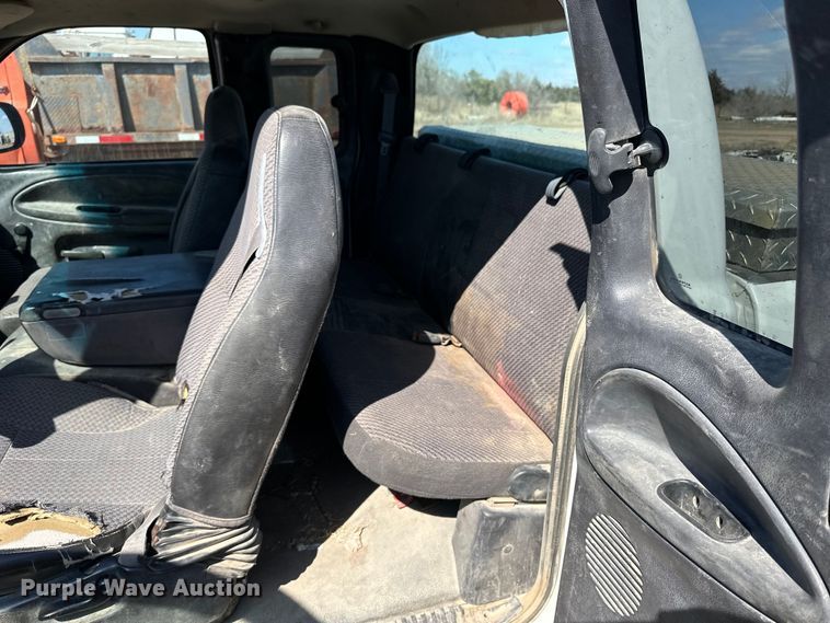 image for item OE9010 2001 Dodge  Ram 1500 Quad Cab pickup truck