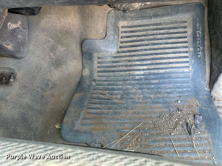 image for item OE9010 2001 Dodge  Ram 1500 Quad Cab pickup truck