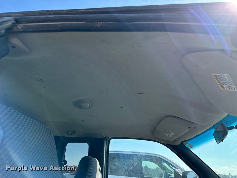 image for item OE9010 2001 Dodge  Ram 1500 Quad Cab pickup truck