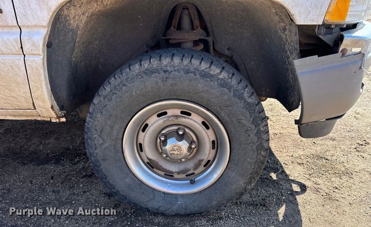 image for item OE9010 2001 Dodge  Ram 1500 Quad Cab pickup truck