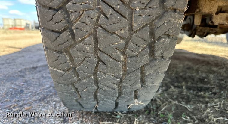 image for item OE9010 2001 Dodge  Ram 1500 Quad Cab pickup truck