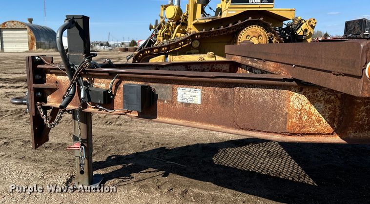 image for item OE9016 1979 Circle equipment trailer