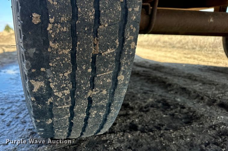 image for item OE9016 1979 Circle equipment trailer