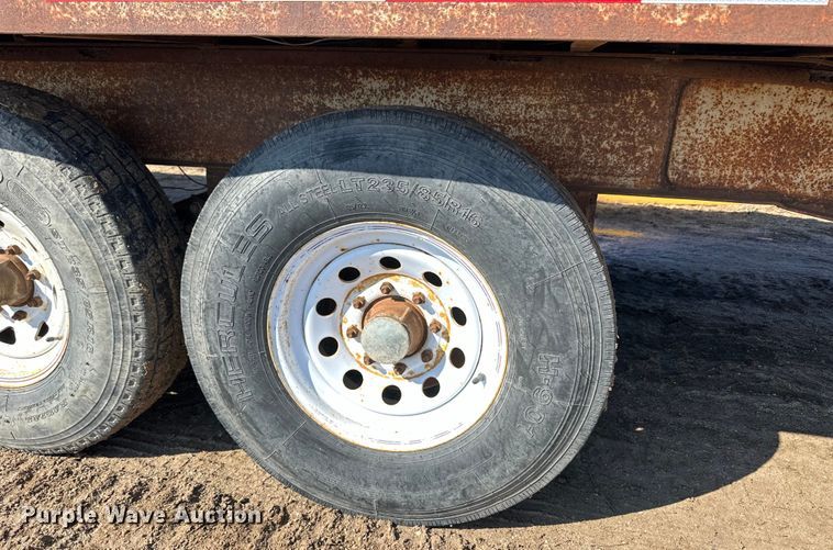 image for item OE9016 1979 Circle equipment trailer