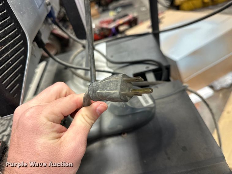 image for item OE9034 Hunter WA140 alignment machine