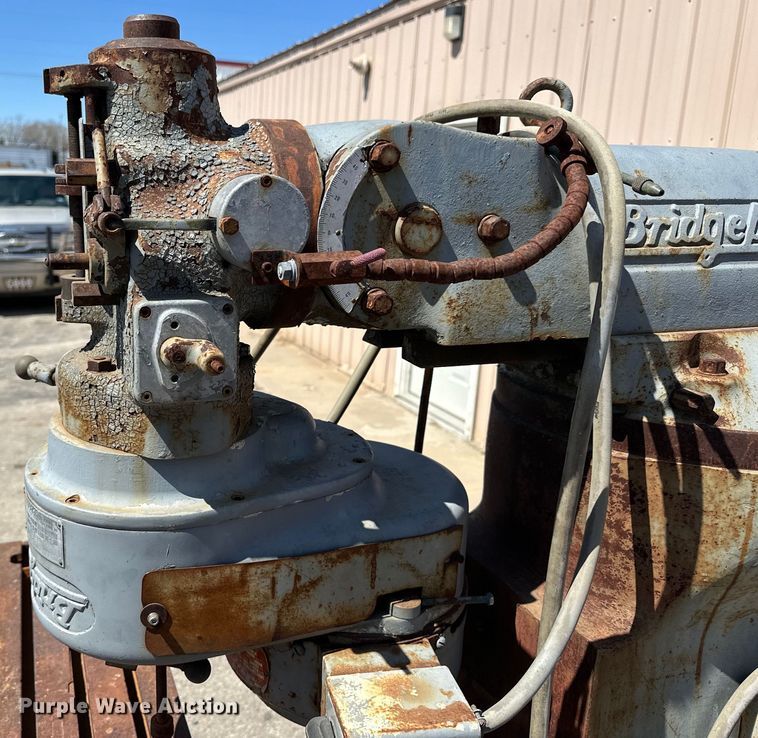 image for item OE9037 Bridgeport milling machine
