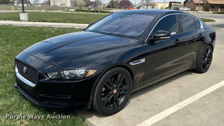 image for item OE9052 2017 Jaguar XE Premium 