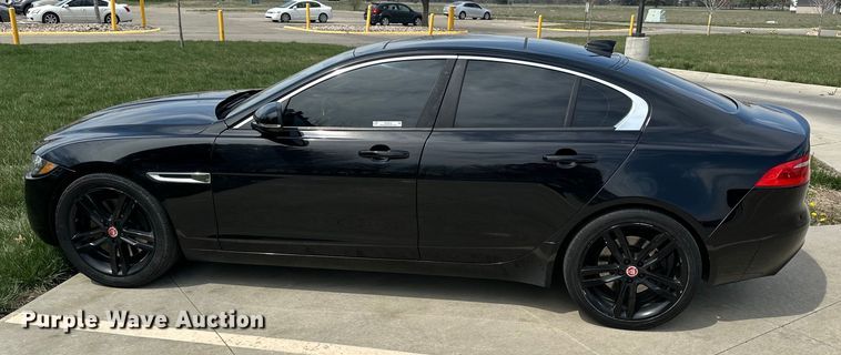 image for item OE9052 2017 Jaguar XE Premium 