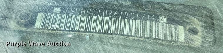 image for item OF9361 2006 GMC Savana G3500 box truck