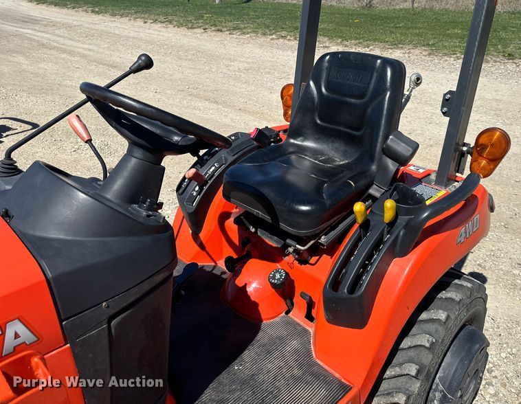 image for item OF9385 Kubota  BX2350 MFWD tractor