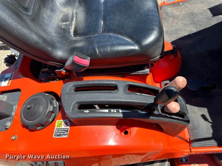 image for item OF9385 Kubota  BX2350 MFWD tractor