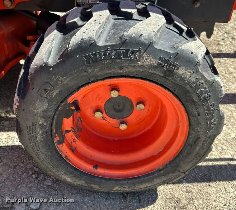 image for item OF9385 Kubota  BX2350 MFWD tractor