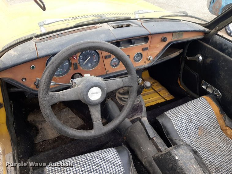 image for item OF9695 1979 Triumph Spitfire 1500  convertible