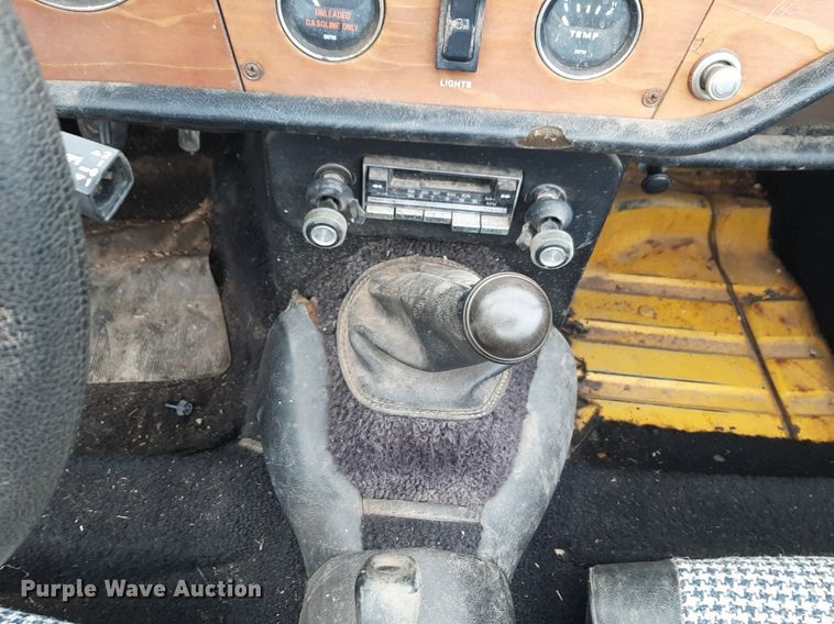 image for item OF9695 1979 Triumph Spitfire 1500  convertible