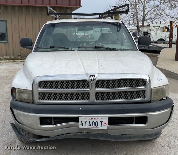 image for item OG9854 2000 Dodge Ram 1500 Club Cab pickup truck