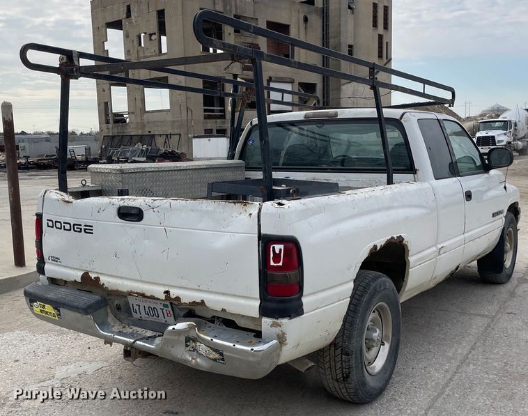 image for item OG9854 2000 Dodge Ram 1500 Club Cab pickup truck