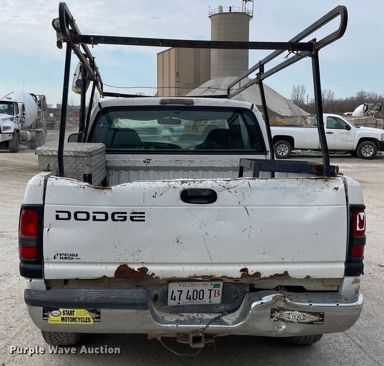 image for item OG9854 2000 Dodge Ram 1500 Club Cab pickup truck