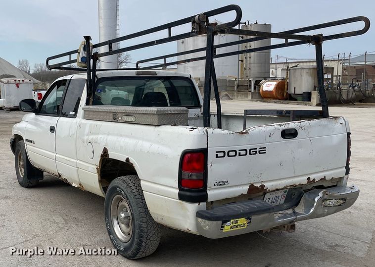 image for item OG9854 2000 Dodge Ram 1500 Club Cab pickup truck